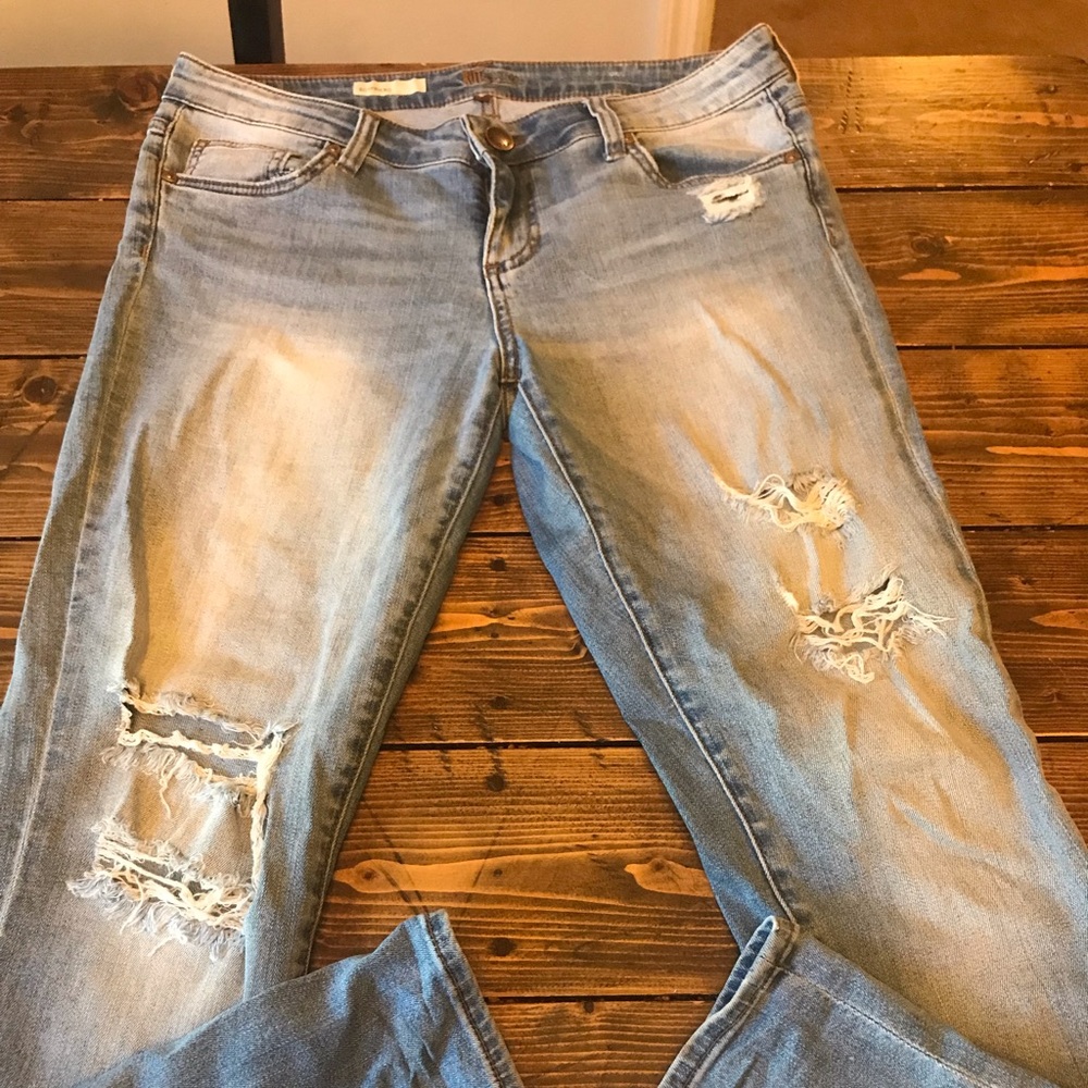 KUT distressed boyfriend jeans size 8